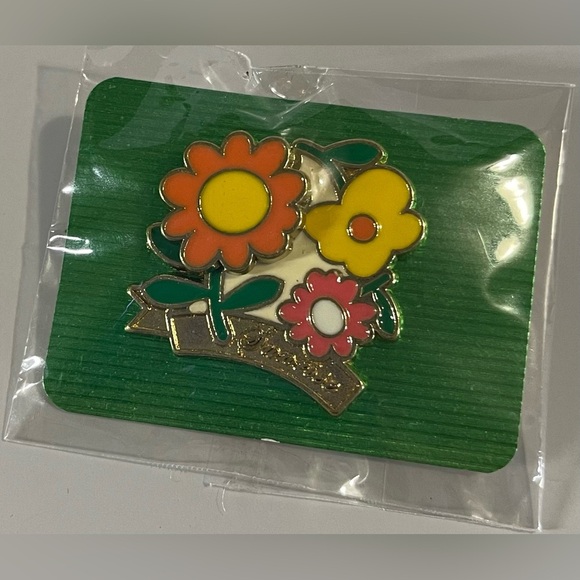 NWT Floral Enamel Brooch -Pin - Multicolor - Picture 1 of 5